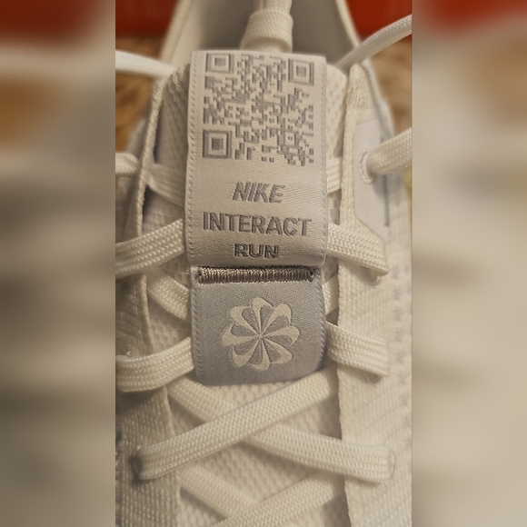 Nike Interact Women's Running Shoes - Picture 3 of 9